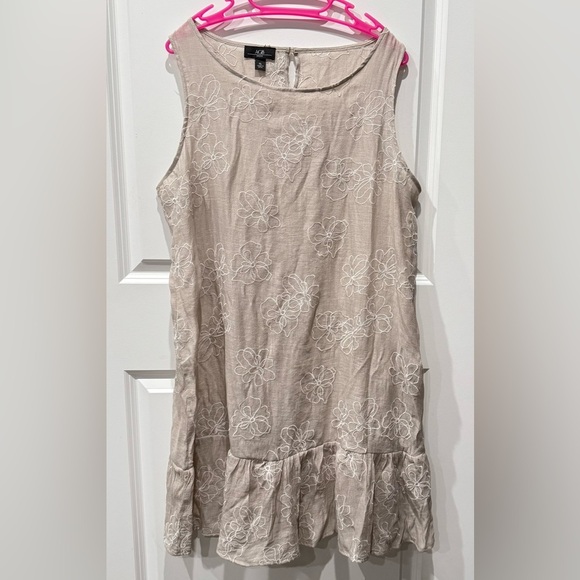 AGB Woman Sleeveless Floral Embroidered Gauze Flounce Hem Dress XL, Linen-look - Picture 1 of 11
